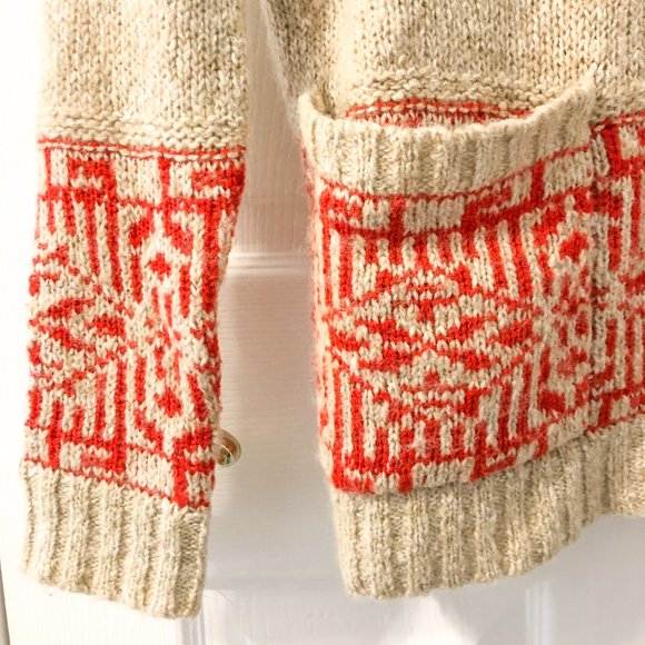 NWOT UO Tan & Red Pattern Sweater - Picture 6 of 8